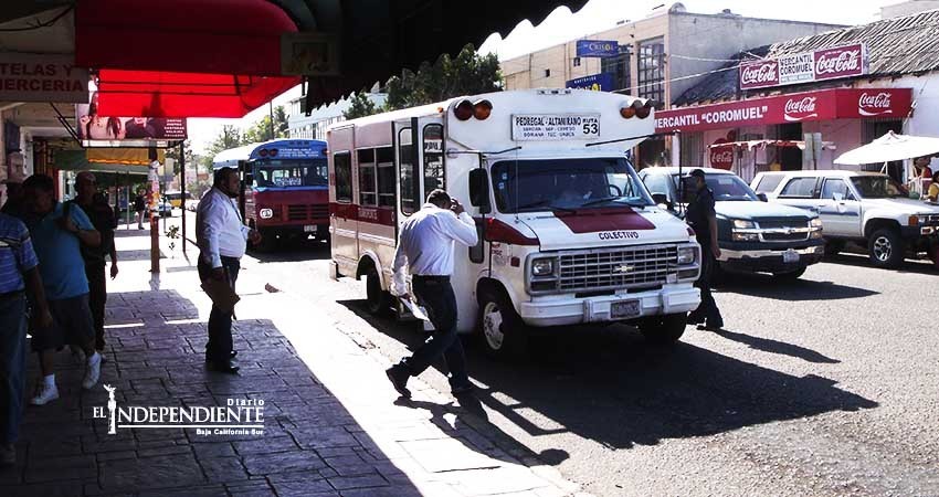 Se compromete alcalde de La Paz a buscar mejoras para el transporte público