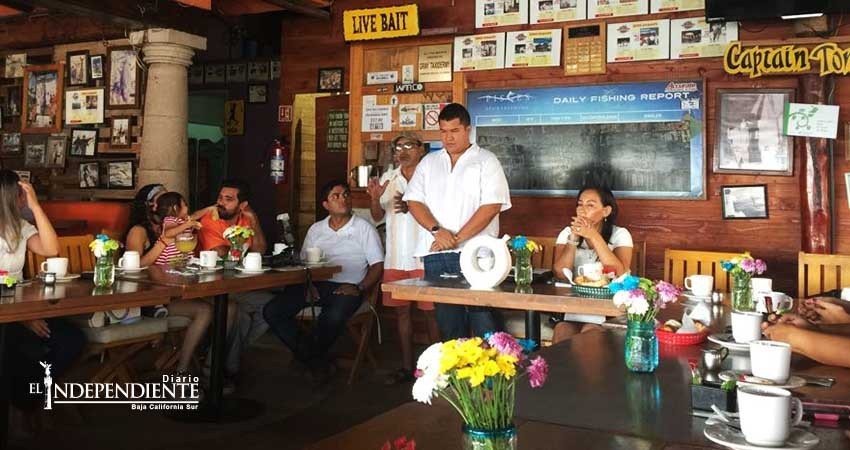 Subastarán botellas artesanales para apoyar a una veintena de asociaciones locales