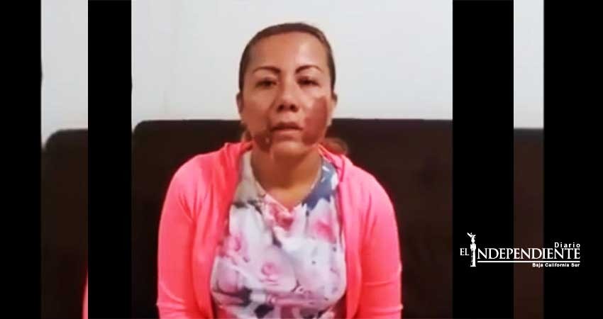 Acusa a su esposo de golpearla y huir con su bebé