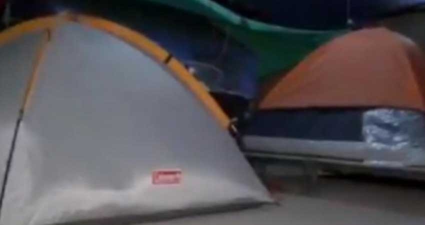 A 39 días del sismo, en Juchitán siguen viviendo en campamentos