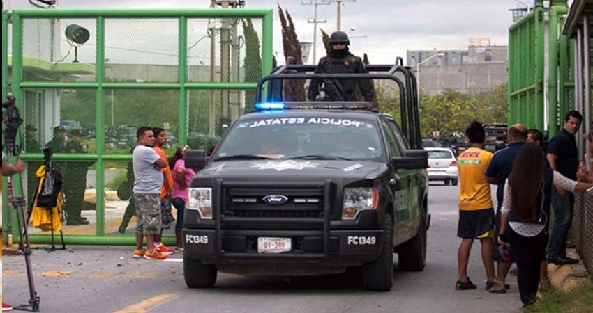 Piden atender a heridos en Penal de Cadereyta, tras motín