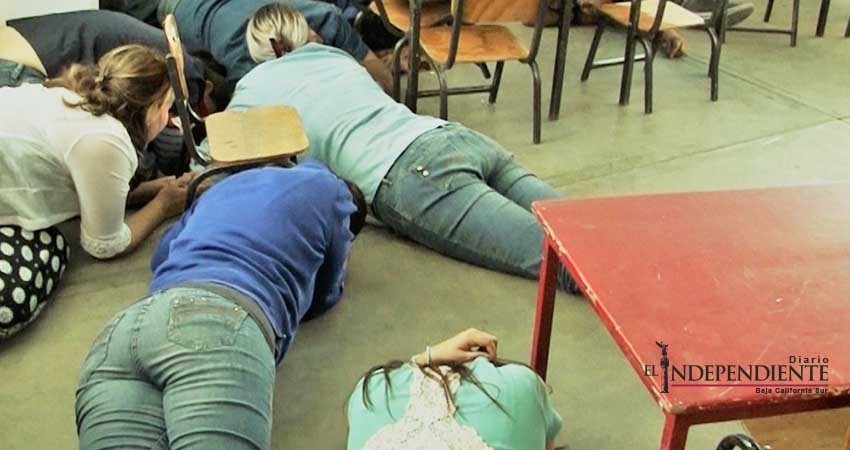 Horrorizante que se tengan que hacer simulacros por balaceras en escuelas