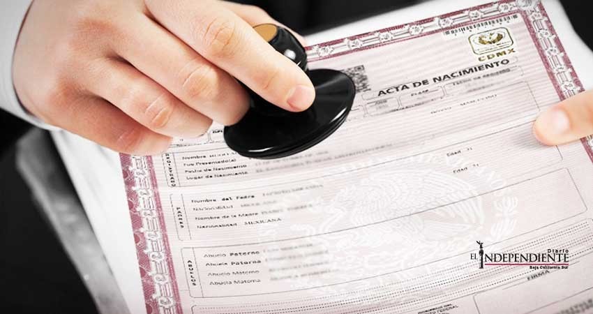 Presentan al Congreso iniciativa para elegir orden de apellidos de los hijos