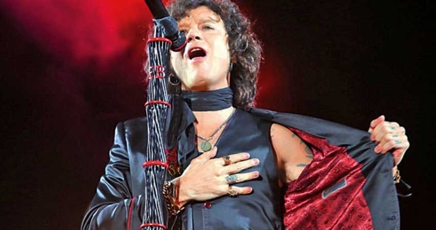 Enrique Bunbury y Los Ángeles Azules, en Festival Supremo