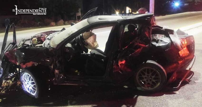 Un “prensado” y dos heridos tras fuerte choque en el corredor turístico