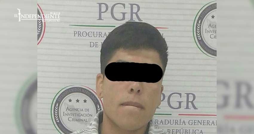 Cae joven con 53 cápsulas de cocaína en el estómago