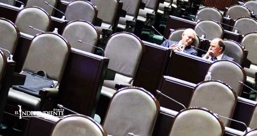 Diputados brillan por su ausencia para conmemorar el día contra la corrupción