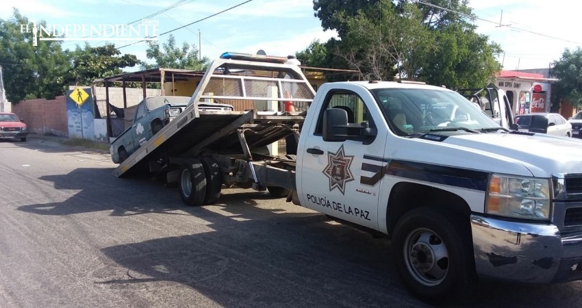 Policía municipal aplica operativo “Deschatarriza tu colonia”