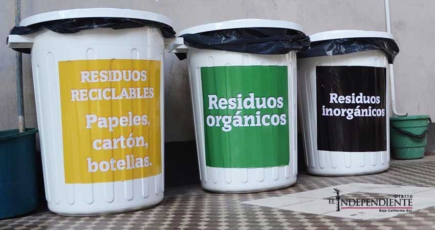 Ecología y Medio Ambiente continúa en capacitación para separación de residuos