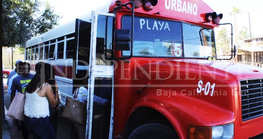 Director de Transporte refiere su única facultad es la de elaborar estudios socioeconómicos