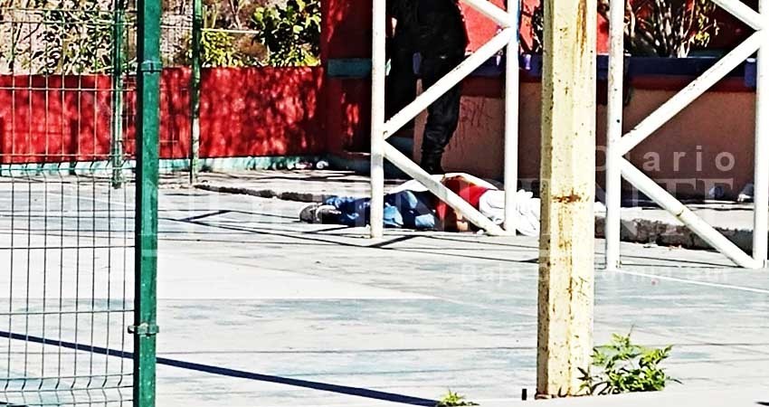 A balazos ejecutan a uno y dejan herido a otro más en la colonia Loma Linda