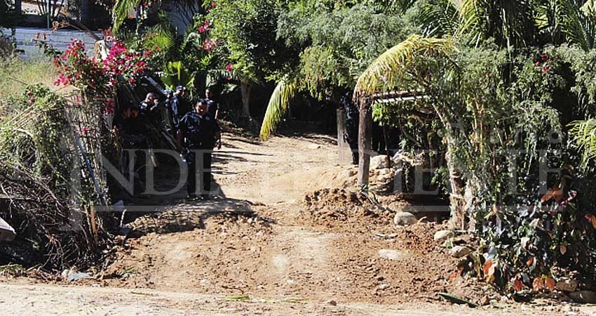 Acude el Ayto con fuerza pública para abrir calle que bloquearon en la 1ro de Mayo