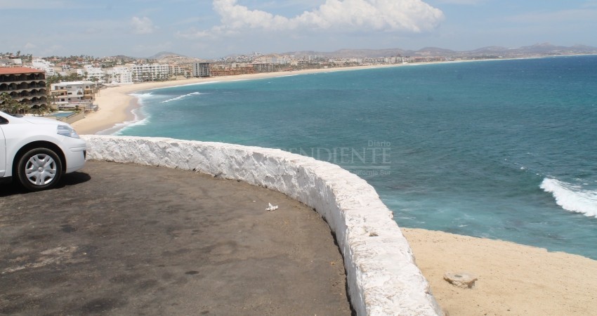 Piden a visitantes retirar su basura al asistir al mirador de Costa Azul