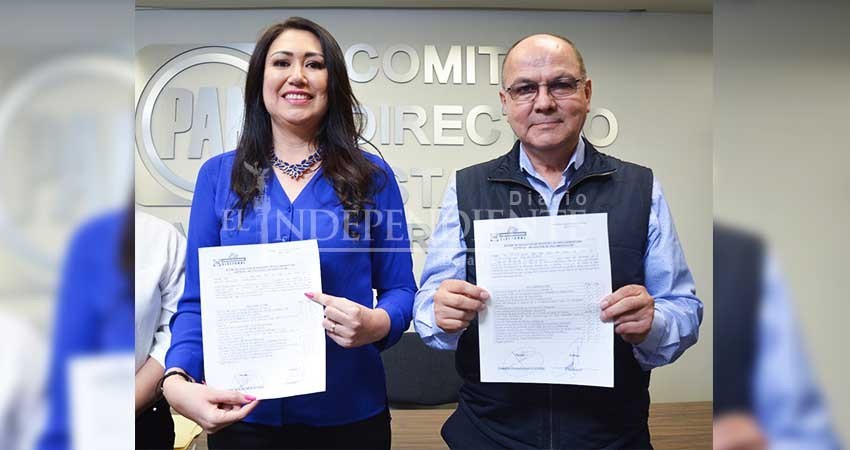 Registra Edith Aguilar Villavicencio precandidatura a la alcaldía de Mulegé