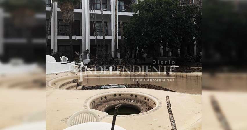 Saqueadas las instalaciones de Los Arcos tras casi una década en huelga