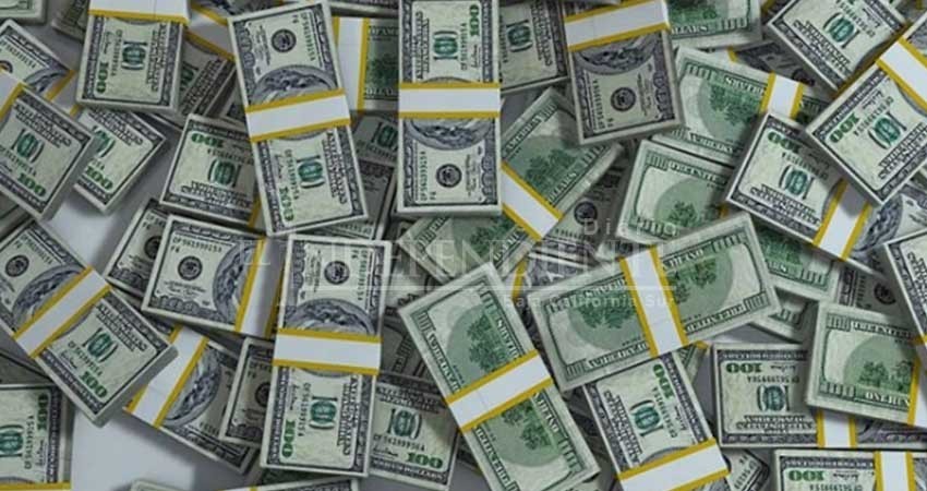 Cae con 20 mdd escondidos en su colchón; lo condenan a tres años