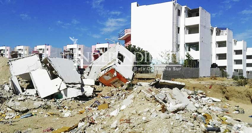 Lejos de la reubicación… afectados por colapso en Pto Nuevo continúan recibiendo  cobros por crédito de vivienda