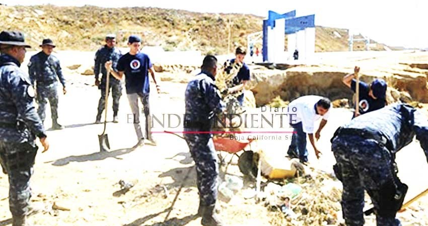 Proximidad Social Gendarmería participan en rehabilitación de parque en CSL