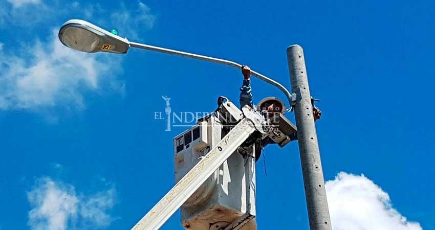 Anuncia Alcalde de La Paz instalación de más de 2 mil nuevas luminarias