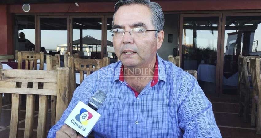 Jorge Moore deja la presidencia de la CMIC; no descarta participar en proceso electoral