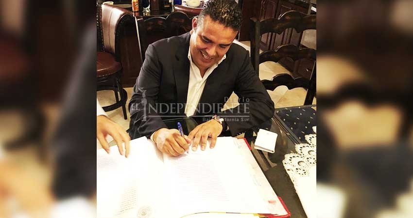 Reta Alejandro Rojas a debatir por alcaldía de Los Cabos en inglés