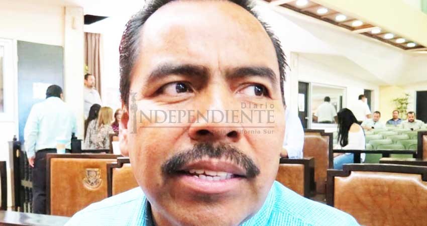 No es obligatoria la licencia, pero es señal de transparencia: Zamora