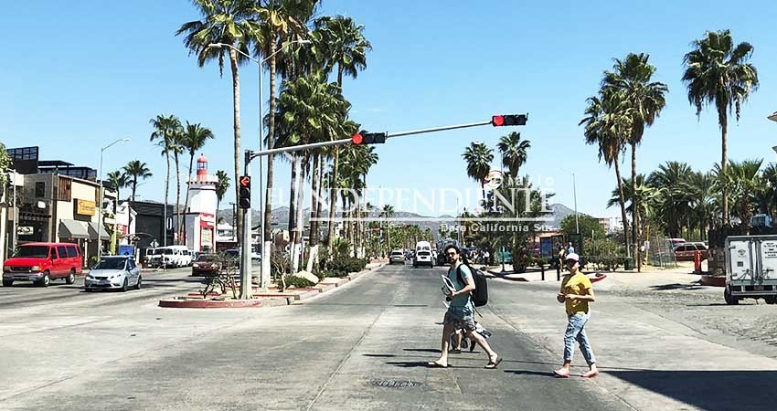 Empresarios del centro se unen para mantener una limpieza en la zona