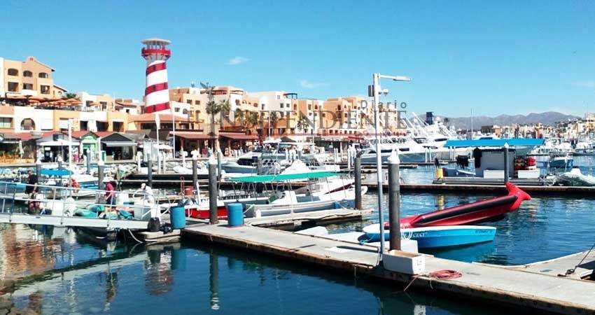 Denuncian presencia de niños vendedores ambulantes en zona turística de CSL