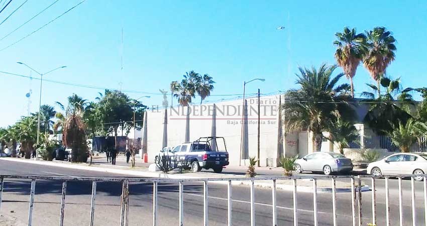 Violación a derechos humanos en el Cereso provocan motín; hieren a su director y dos internos más