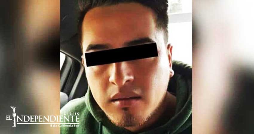 Sorpresa, iba a tramitar su visa y cae por asesinato