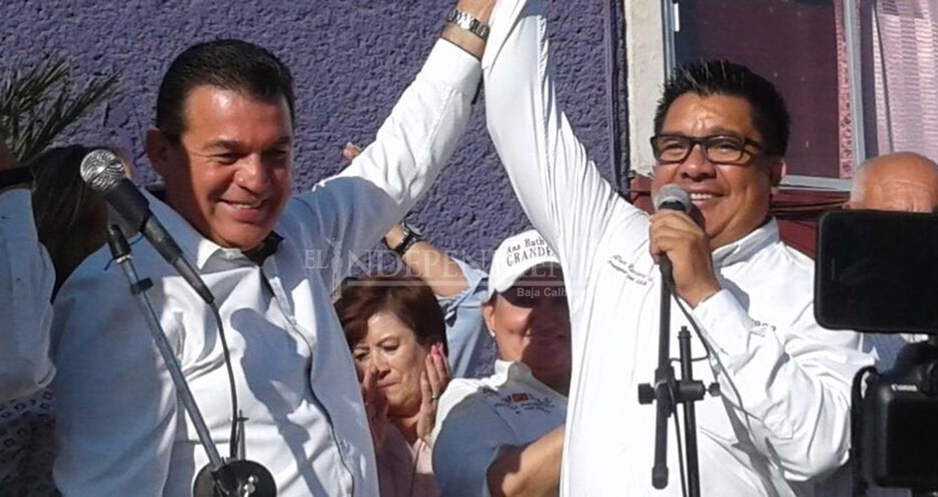 Rubén Muñoz se registra como candidato a la presidencia de La Paz por Morena