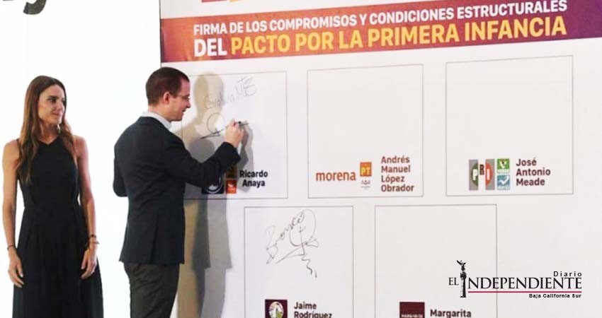 Anaya firma compromisos por la niñez mexicana