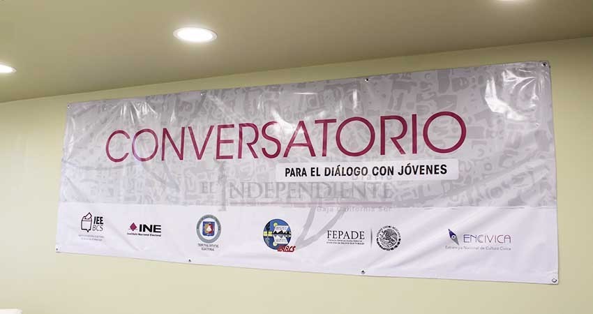 Realiza IEE y UABCS Conversatorio de Participación Política en Los Cabos