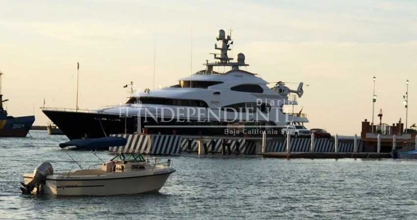 Atraca en La Paz uno de los yates más lujosos del mundo