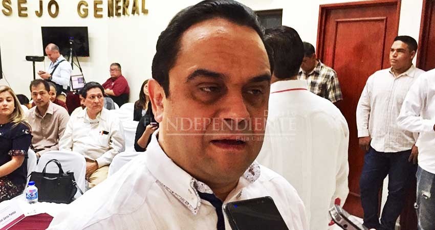 Independientes, más obligados que partidos a cuidar datos personales: INAI