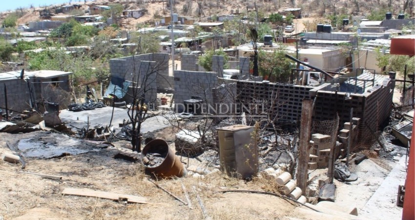 Incendio consume cuatro viviendas en colonia Tierra y Libertad de CSL