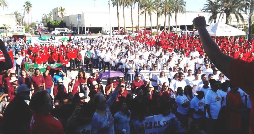 Amenazan sindicatos con plantón de no atenderse sus demandas