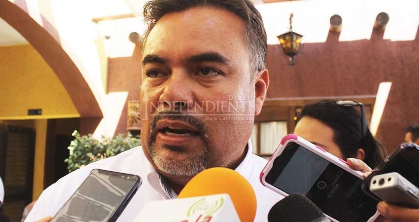 Continuaré con las denuncias en contra de Esthela Ponce: Marco Almendáriz Puppo