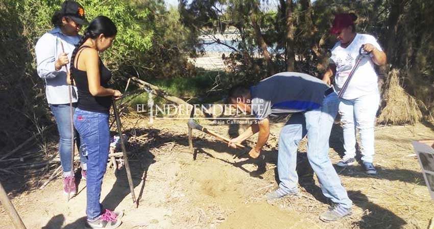Familiares de personas desaparecidas realizan búsqueda de fosas clandestinas