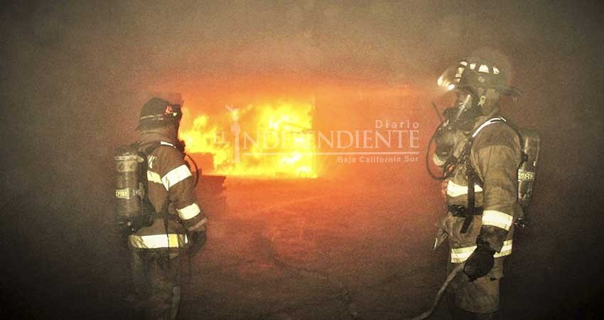 Regresan los incendios en construcciones abandonadas y pastizales en CSL