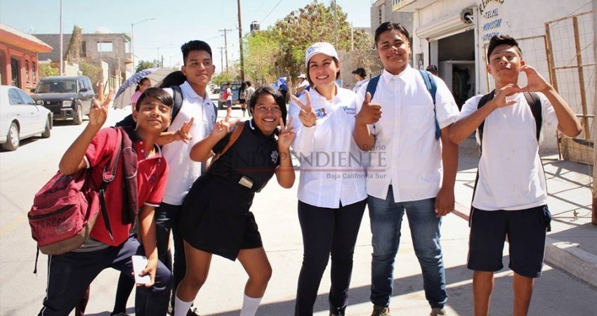 Gestionaremos recursos para la construcción de más aulas y escuelas dignas