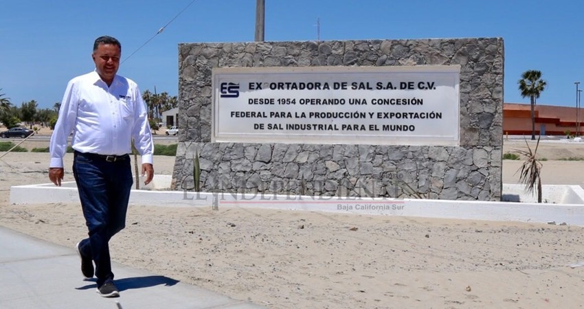 Candidato independiente al Senado visita a trabajadores de Guerrero Negro