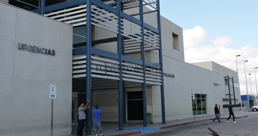 Muere mujer con cáncer en el estacionamiento del Salvatierra; no fue atendida