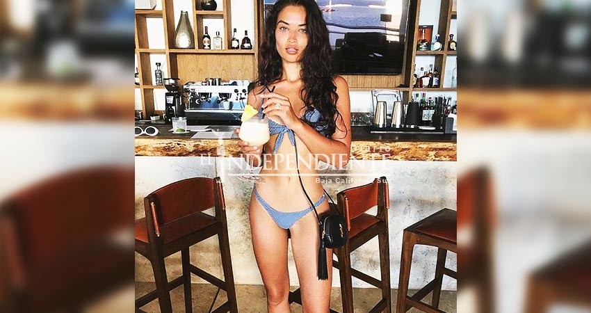 Shanina Shaik pone a Los Cabos en los ojos del mundo