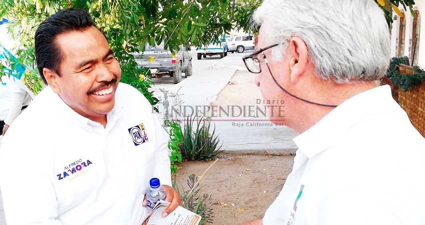 Legislaré para incrementar los servicios del Seguro Popular: Alfredo Zamora