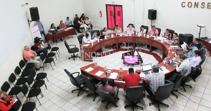 Cambian de partido candidatos a diputados de candidatura común; 10 se registran por el PRS 