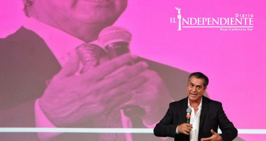 Presentan iniciativa de 'mochar manos' propuesta de 'El Bronco'