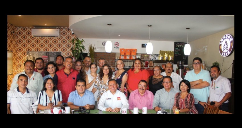 Con profesionistas de Los Cabos, no importados, el gabinete del Doctor Ibarra