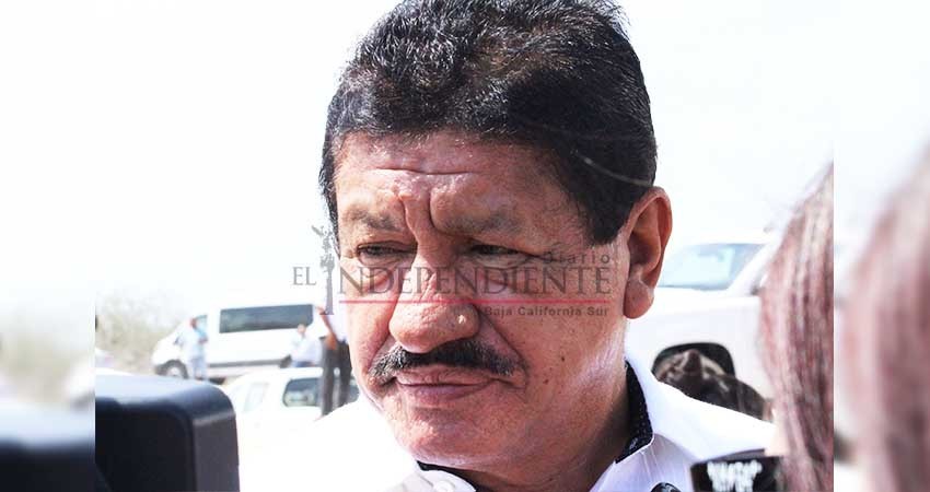 Dice el alcalde de La Paz tener a solo dos familiares en la nómina municipal