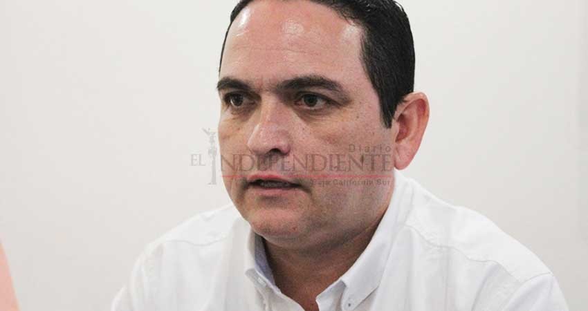 Incremento del dólar nos afecta “bastante”: Canaco